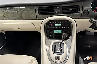 Used 2002 Jaguar Xj XJ8 Sport Beige - Interior and Exterior details 17