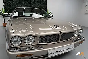 Used 2002 Jaguar Xj XJ8 Sport Beige - Interior and Exterior details 9