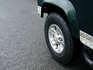 Used 2002 Land Rover Defender 90 County Spec Green - Interior and Exterior details 11