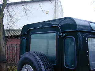 Used 2002 Land Rover Defender 90 County Spec Green - Interior and Exterior details 9