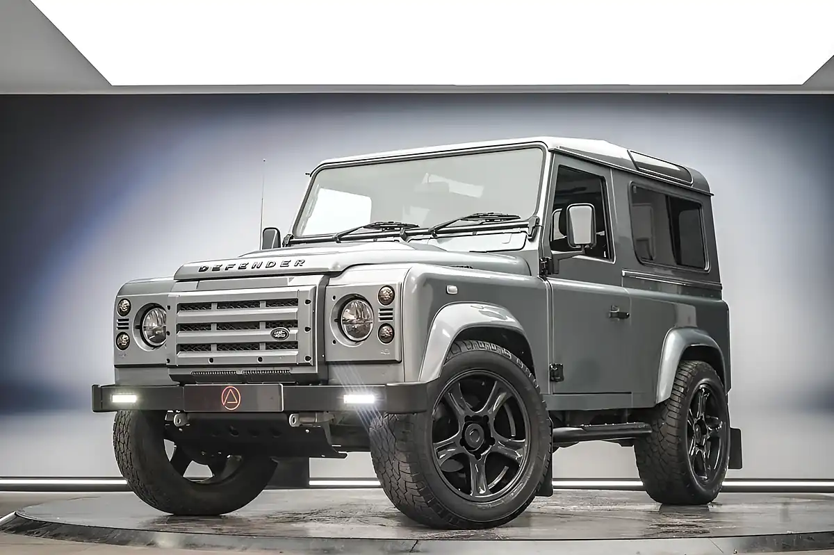 Used 2002 Land Rover Defender County Silver - Front View
