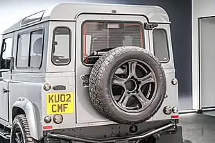 Used 2002 Land Rover Defender County Silver - Interior and Exterior details 12