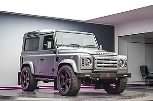 Used 2002 Land Rover Defender County Silver - Interior and Exterior details 14