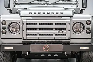 Used 2002 Land Rover Defender County Silver - Interior and Exterior details 9