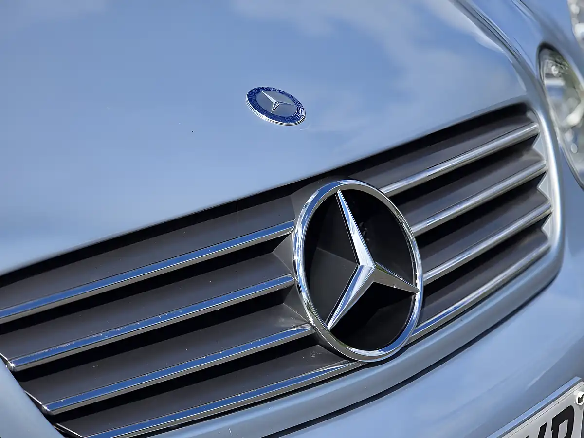 Used 2002 Mercedes-Benz Cl CL500 Blue Quartz Metallic - Interior and Exterior details 15