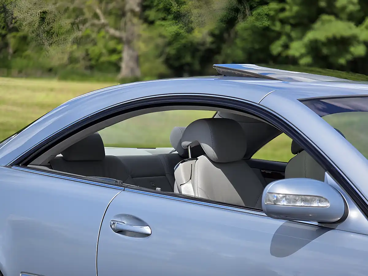 Used 2002 Mercedes-Benz Cl CL500 Blue Quartz Metallic - Interior and Exterior details 4