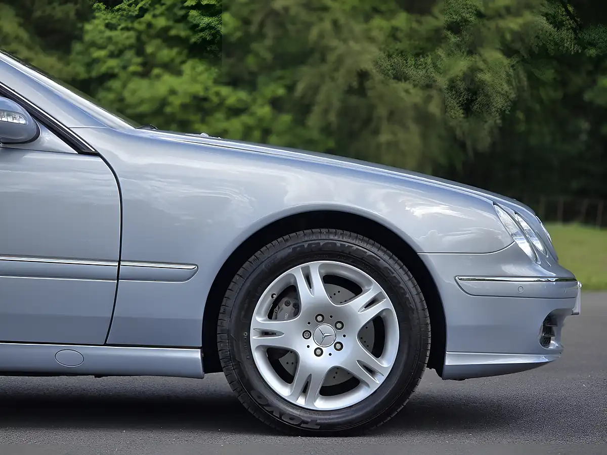 Used 2002 Mercedes-Benz Cl CL500 Blue Quartz Metallic - Interior and Exterior details 9