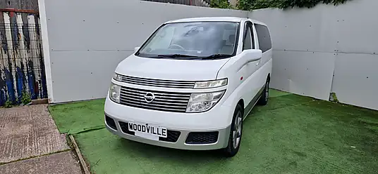 2002 Nissan Elgrand 3.5 LPG