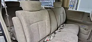 Used 2002 Nissan Elgrand White and Silver - Interior and Exterior details 19