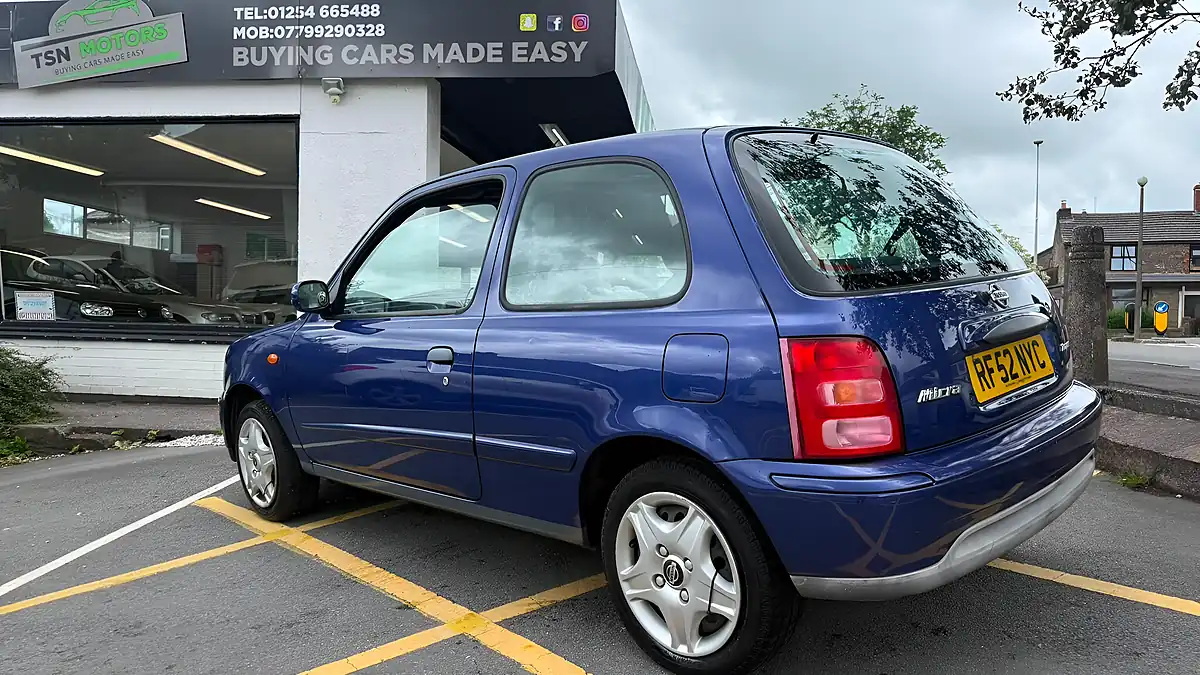 Used 2002 Nissan Micra Tempest Blue - Interior and Exterior details 15