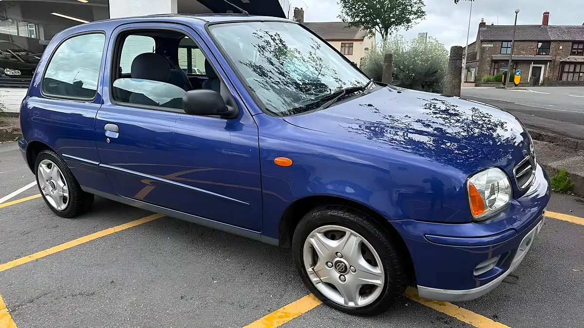 Used 2002 Nissan Micra Tempest Blue - Interior and Exterior details 8