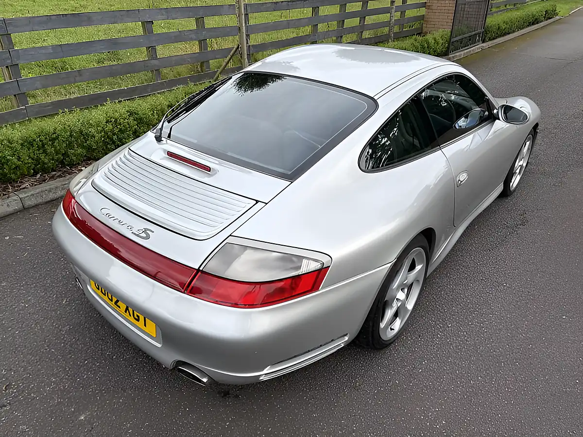 Used 2002 Porsche 911 Carrera 4 S Arctic Silver - Interior and Exterior details 11