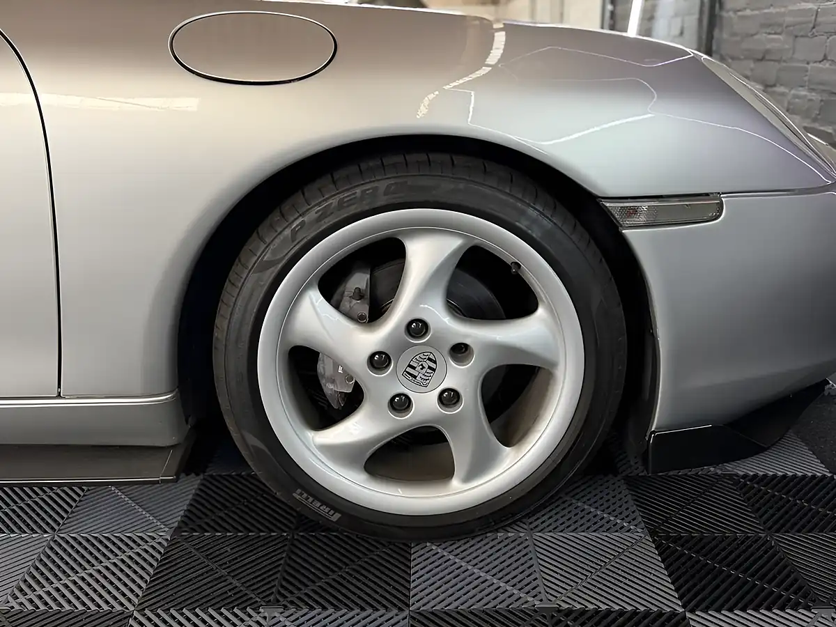 Used 2002 Porsche Boxster Convertible Silver - Interior and Exterior details 9