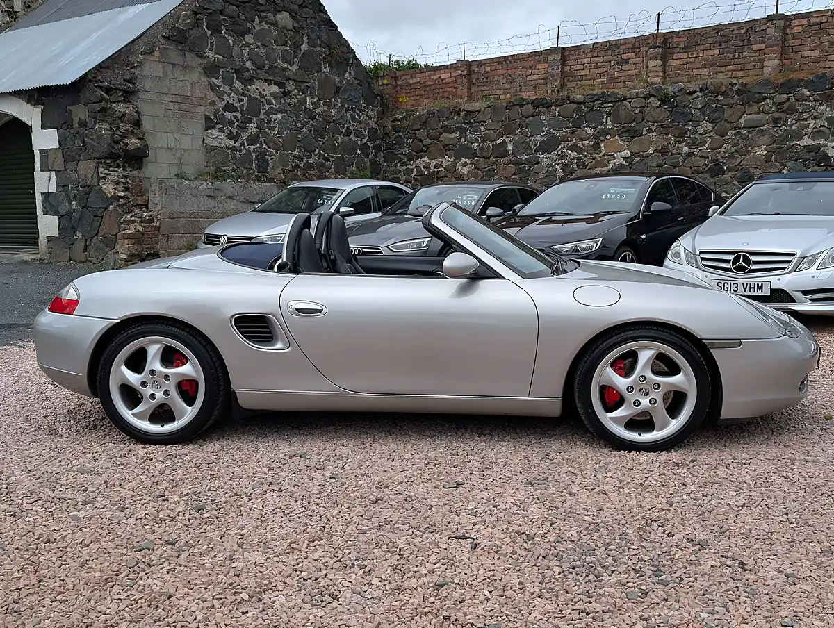 Used 2002 Porsche Boxster S Arctic Silver Metallic - Interior and Exterior details 15