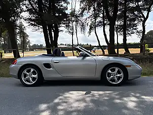 Used 2002 Porsche Boxster Tiptronic S - Interior and Exterior details 4