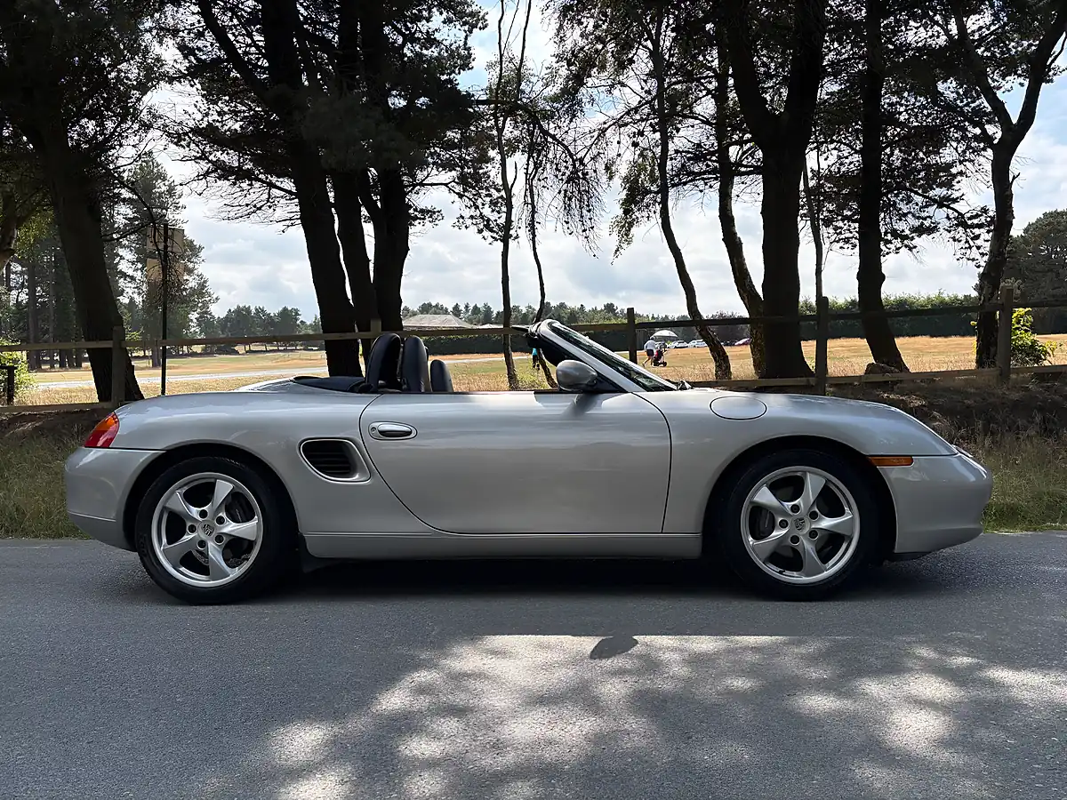 Used 2002 Porsche Boxster Tiptronic S - Interior and Exterior details 4