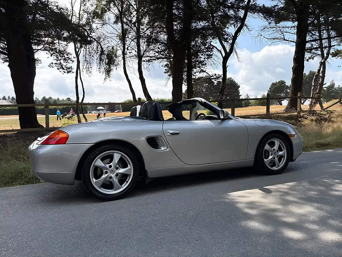 Used 2002 Porsche Boxster Tiptronic S - Interior and Exterior details 5
