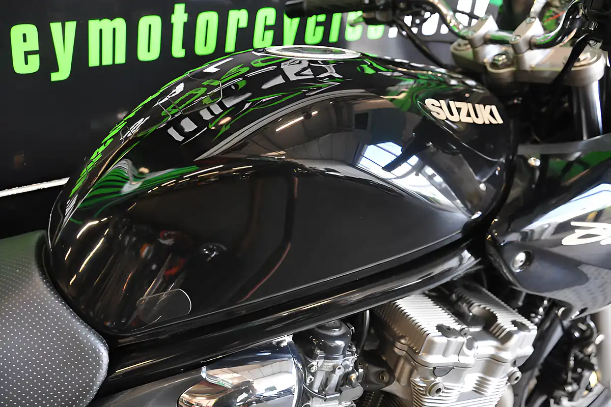 Used 2002 Suzuki Bandit GSF600 S Black - Interior and Exterior details 20
