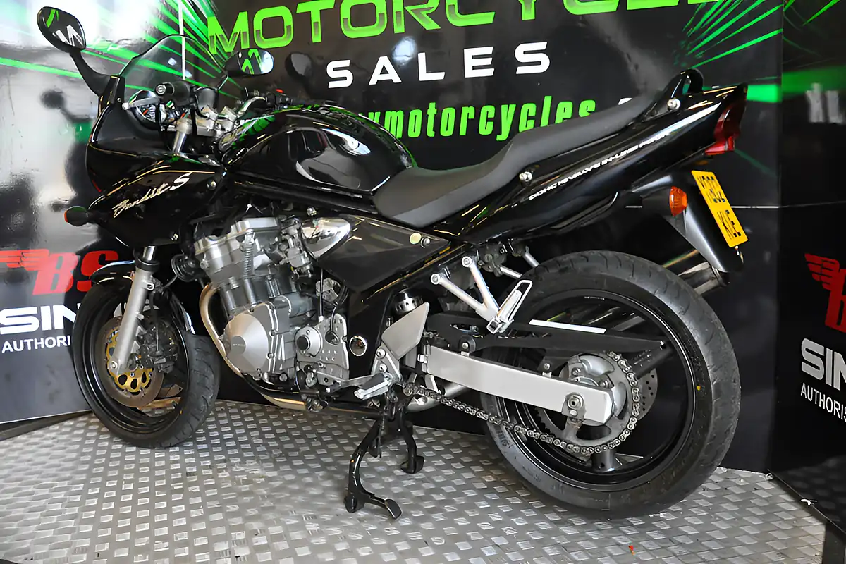 Used 2002 Suzuki Bandit GSF600 S Black - Interior and Exterior details 5