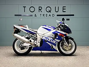 Used 2002 Suzuki GSX-R750 K1 White - Interior and Exterior details 2