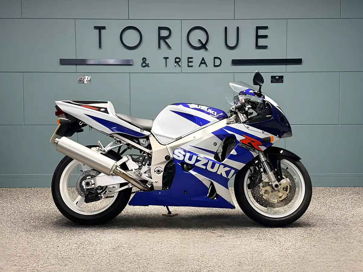 Used 2002 Suzuki GSX-R750 K1 White - Interior and Exterior details 2