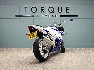 Used 2002 Suzuki GSX-R750 K1 White - Interior and Exterior details 4