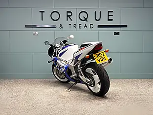 Used 2002 Suzuki GSX-R750 K1 White - Interior and Exterior details 6