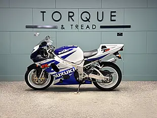 Used 2002 Suzuki GSX-R750 K1 White - Interior and Exterior details 8