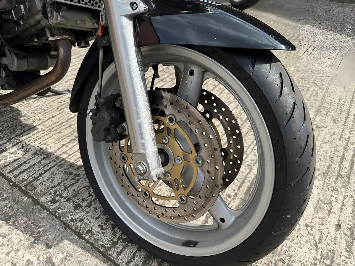 Used 2002 Suzuki Sv 650 - Interior and Exterior details 5