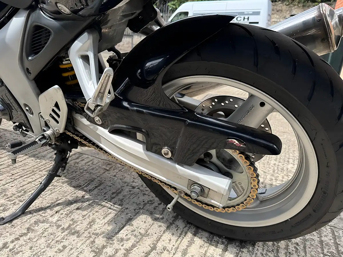 Used 2002 Suzuki Sv 650 - Interior and Exterior details 8
