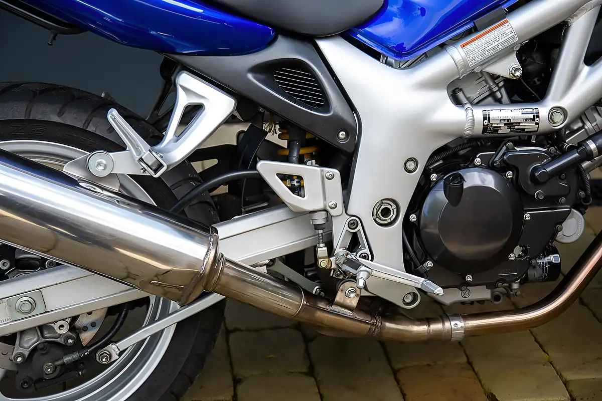 Used 2002 Suzuki SV650 N Blue - Interior and Exterior details 19