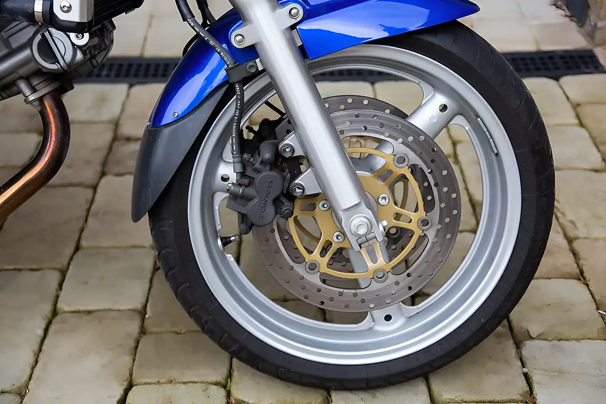 Used 2002 Suzuki SV650 N Blue - Interior and Exterior details 5