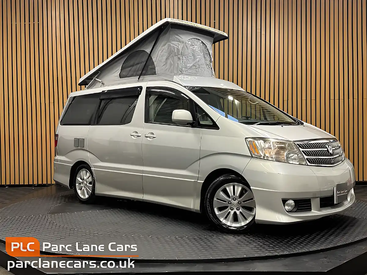 Used 2002 Toyota Alphard G Silver - Front View