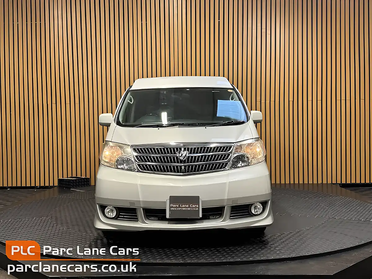 Used 2002 Toyota Alphard G Silver - Interior and Exterior details 9