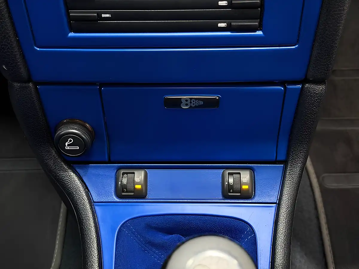 Used 2002 Vauxhall Astra 888 Coupe Blue - Interior and Exterior details 20