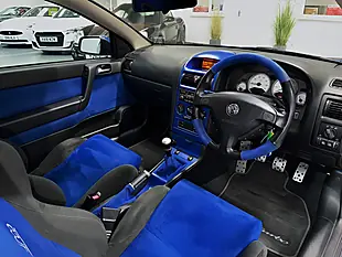 Used 2002 Vauxhall Astra 888 Coupe Blue - Interior and Exterior details 5