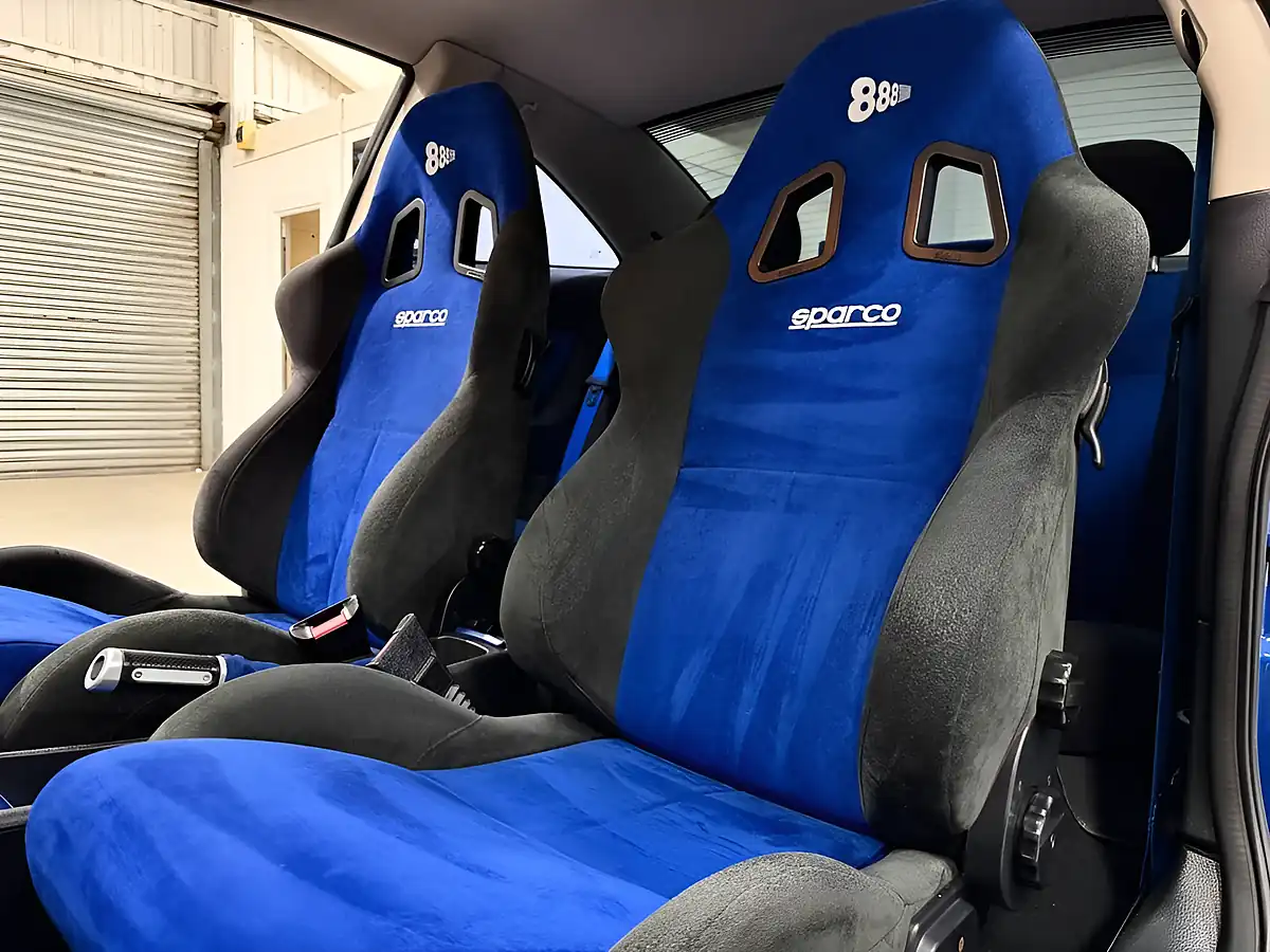 Used 2002 Vauxhall Astra 888 Coupe Blue - Interior and Exterior details 6