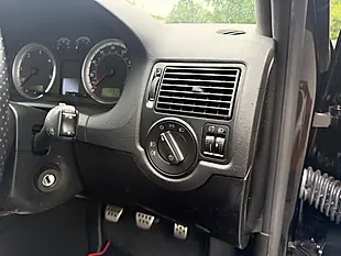 Used 2002 Volkswagen Golf Anniversary Black - Interior and Exterior details 14