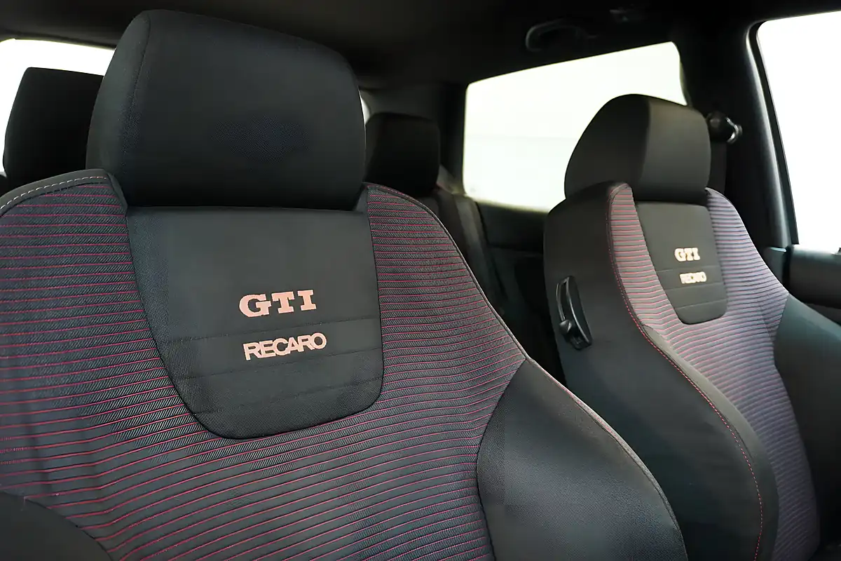 Used 2002 Volkswagen Golf GTI Anniversary Ltd Edn Silver - Interior and Exterior details 10