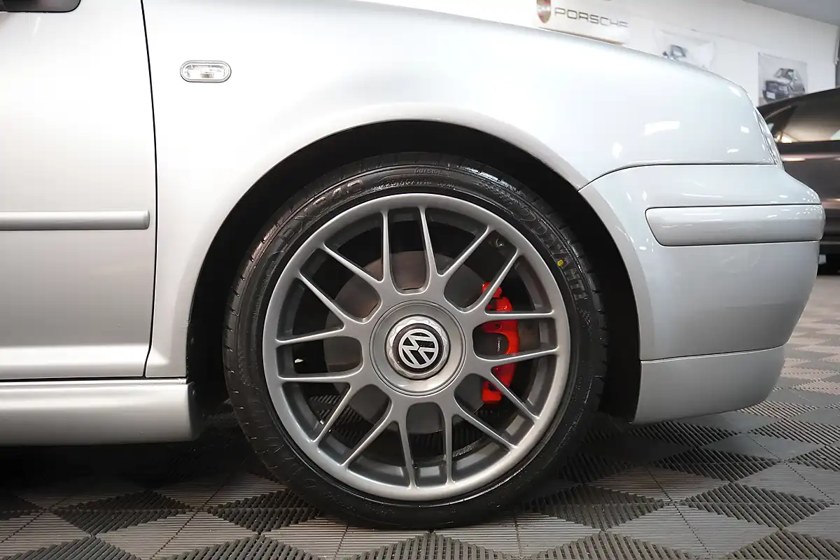 Used 2002 Volkswagen Golf GTI Anniversary Ltd Edn Silver - Interior and Exterior details 14