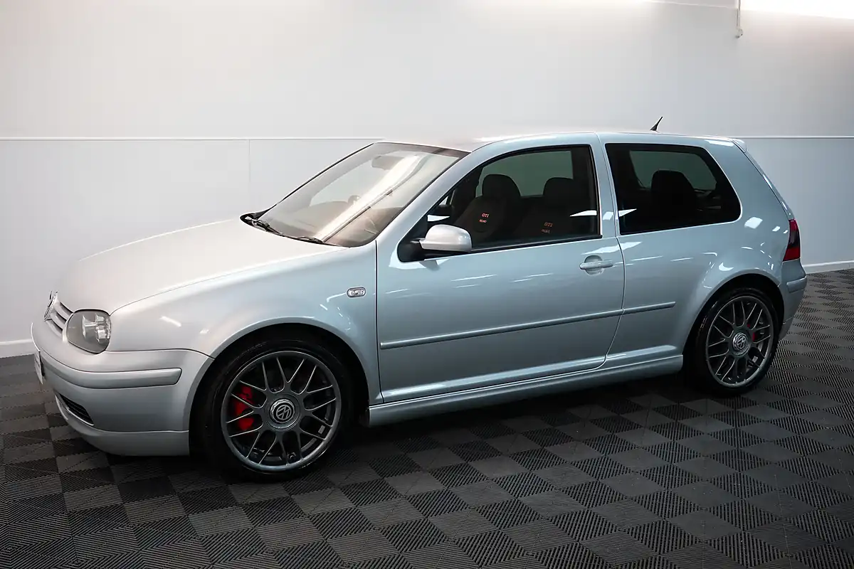 Used 2002 Volkswagen Golf GTI Anniversary Ltd Edn Silver - Interior and Exterior details 19