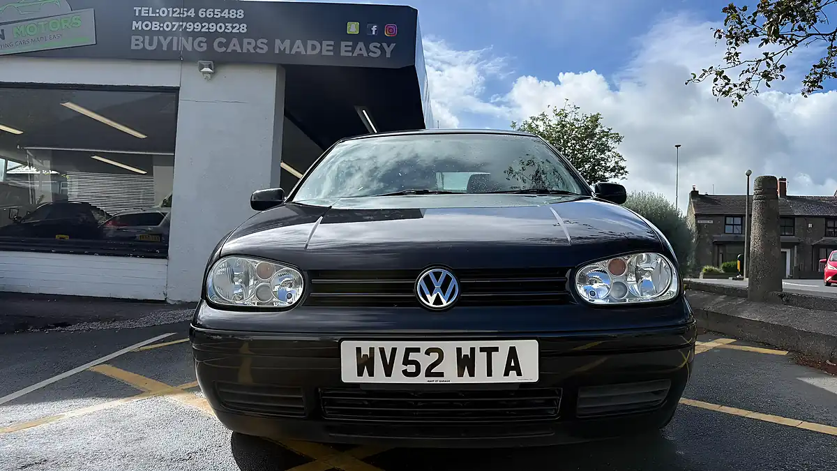 Used 2002 Volkswagen Golf GTI Black - Interior and Exterior details 12