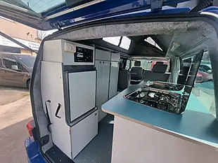 Used 2002 Volkswagen Transporter T4 Bilbo Nektar Pop Top Blue - Interior and Exterior details 19
