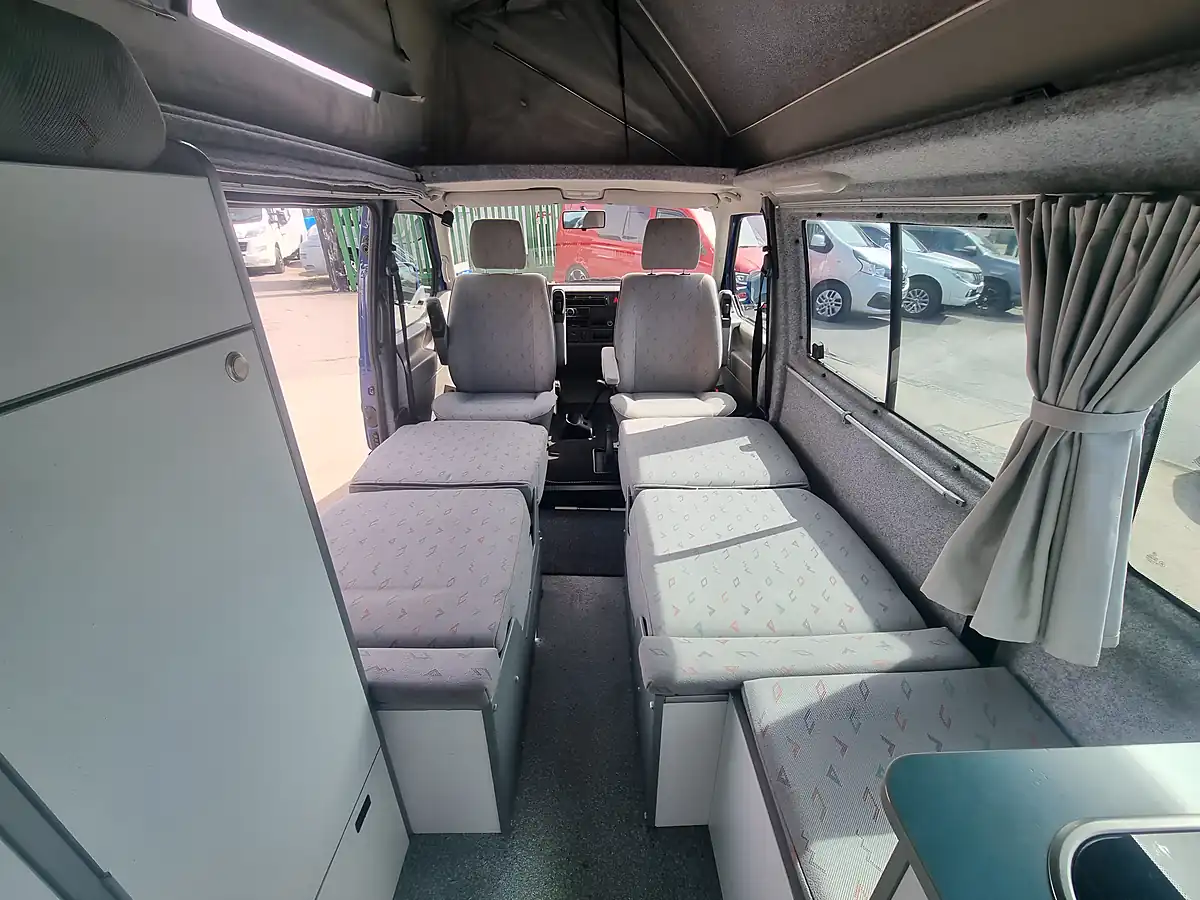 Used 2002 Volkswagen Transporter T4 Bilbo Nektar Pop Top Blue - Interior and Exterior details 20