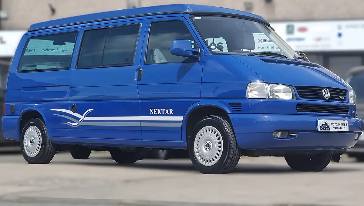 Used 2002 Volkswagen Transporter T4 Bilbo Nektar Pop Top Blue - Interior and Exterior details 8
