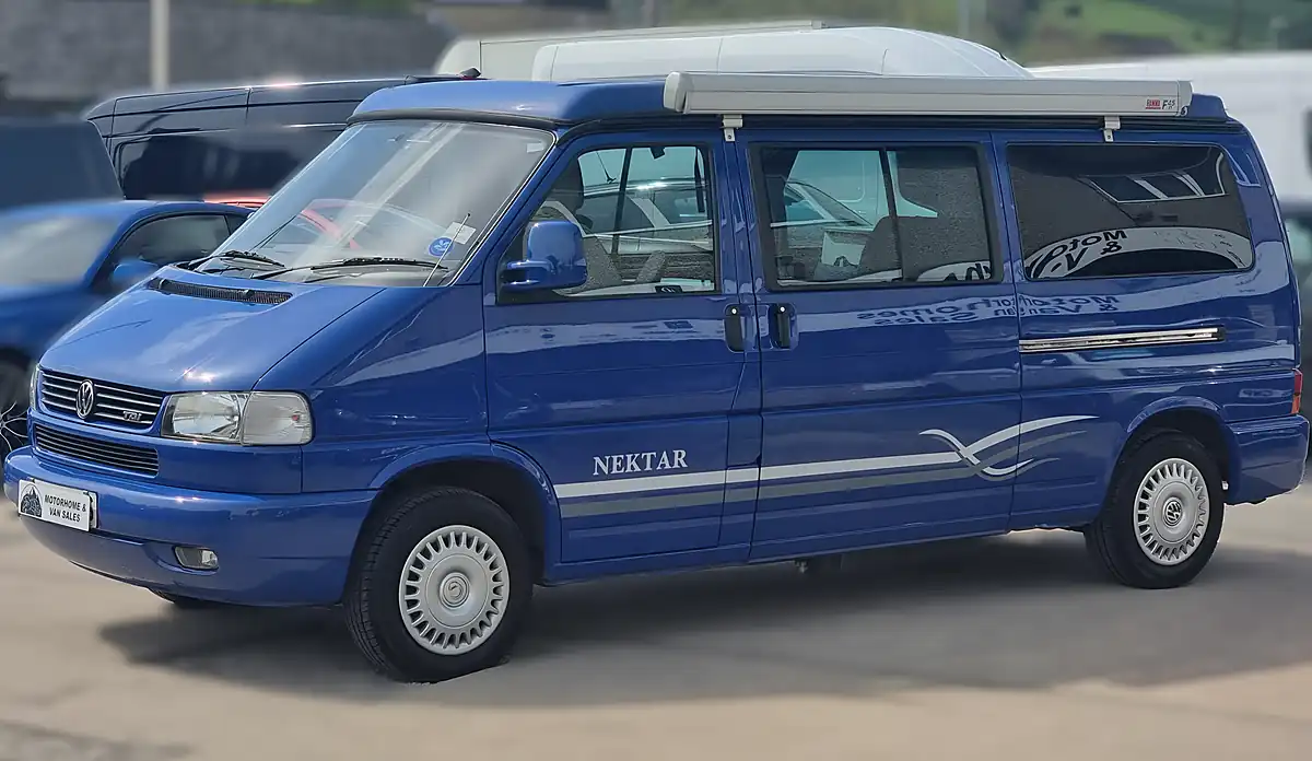 Used 2002 Volkswagen Transporter T4 Bilbo Nektar Pop Top Blue - Interior and Exterior details 9