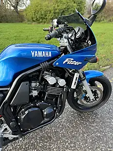 Used 2002 Yamaha Fazer 600 - Interior and Exterior details 4