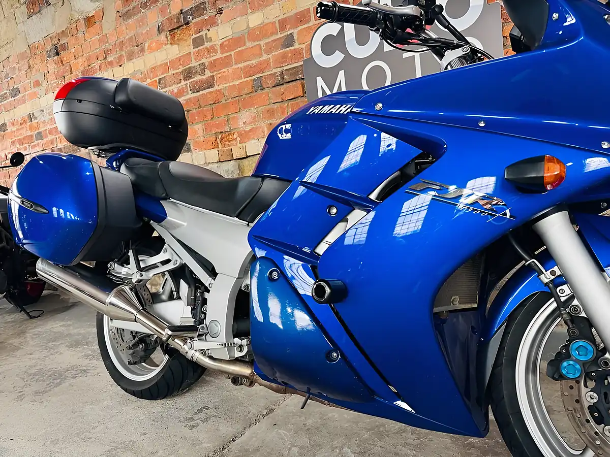 Used 2002 Yamaha Fjr1300 Blue - Interior and Exterior details 6