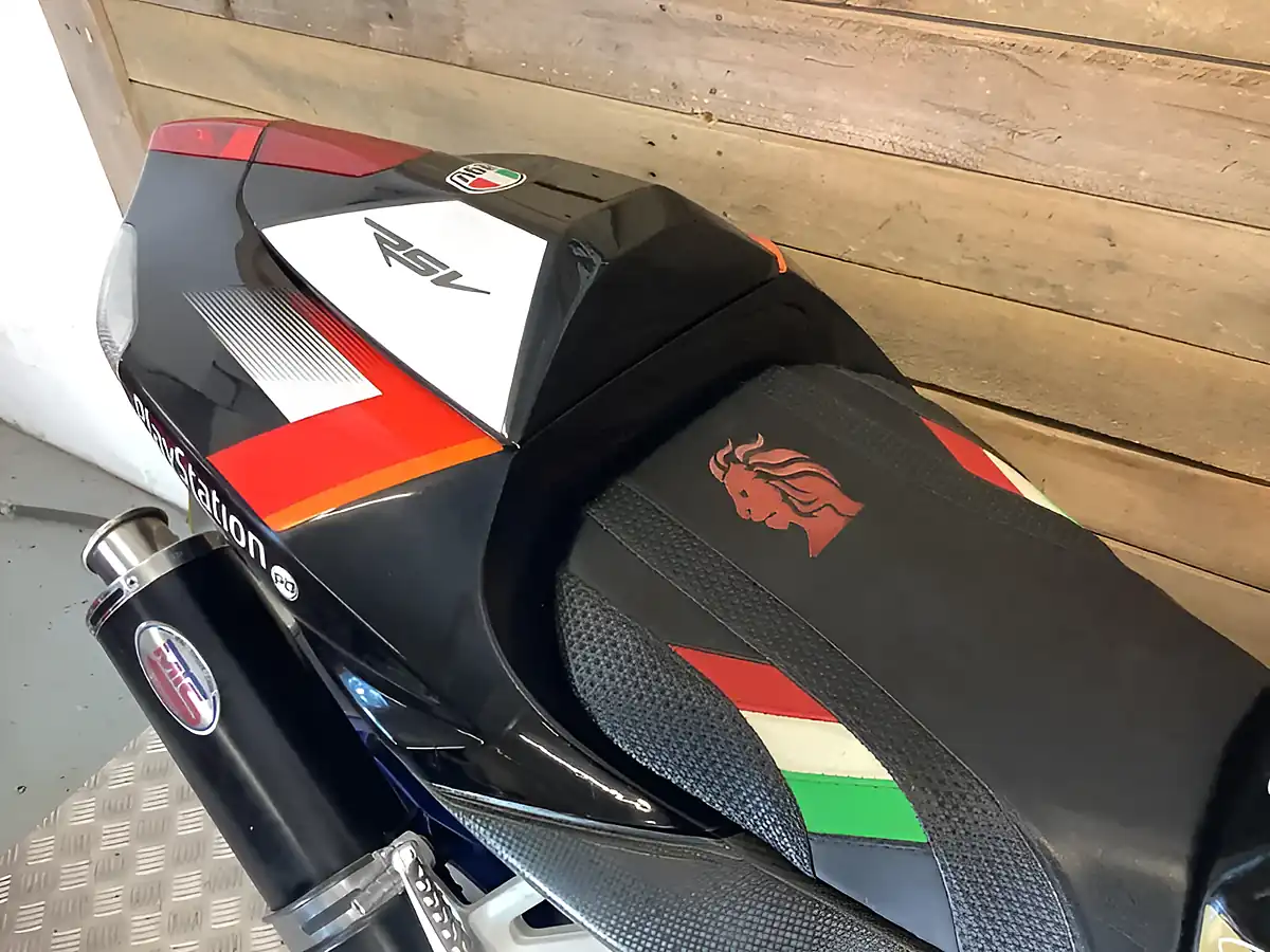 Used 2003 Aprilia Rsv R - Interior and Exterior details 13
