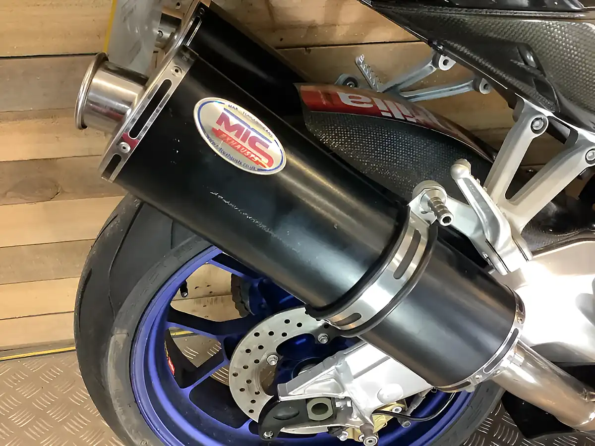 Used 2003 Aprilia Rsv R - Interior and Exterior details 15